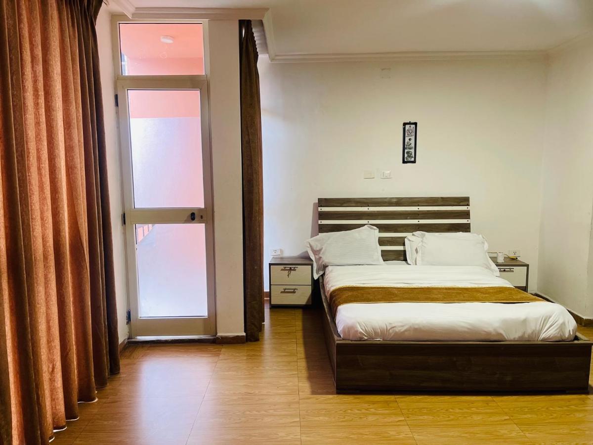 Goza Guest House Addis Ababa Exterior photo
